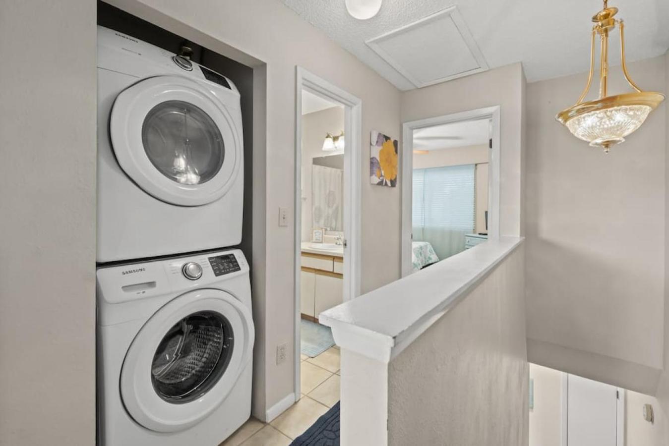 Experience Starlit Nights From Beach Happy'S Balcony Overlooking The Community Pool At Beachwalk Villa Panama City Beach Eksteriør billede
