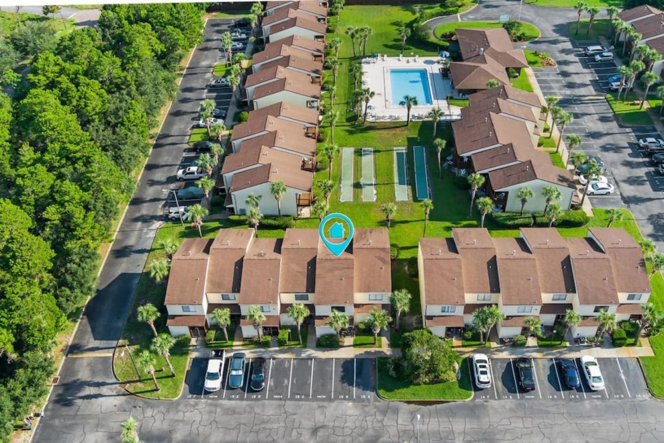 Experience Starlit Nights From Beach Happy'S Balcony Overlooking The Community Pool At Beachwalk Villa Panama City Beach Eksteriør billede